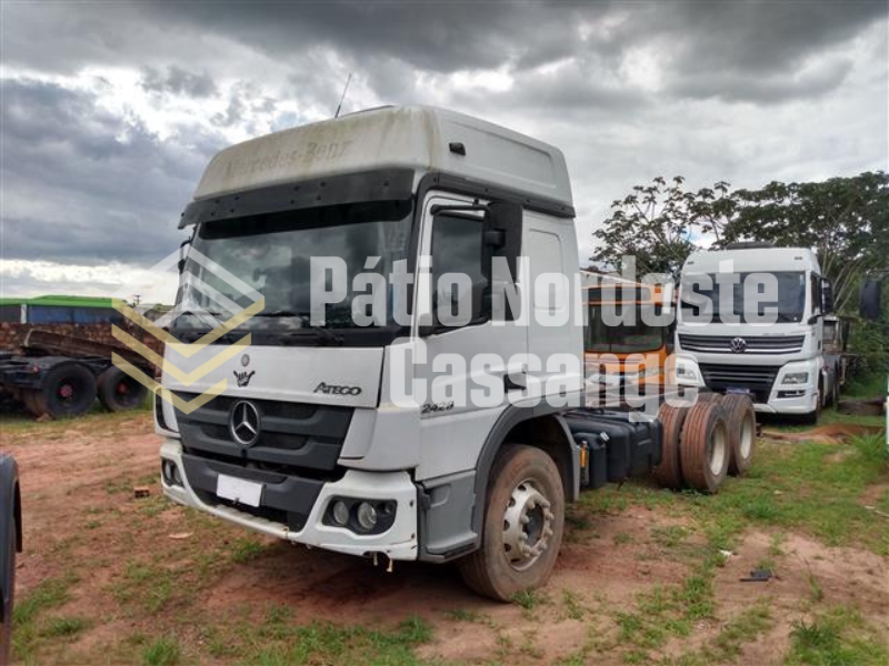 MERCEDES-BENZ ATEGO 2426 CE 2021/2021 BRANCO